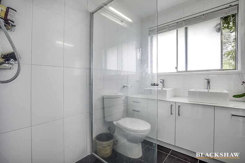 63 Buvelot Street Weston 63 Buvelot Street Weston