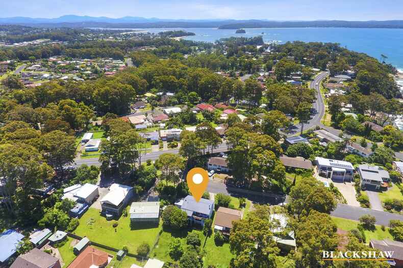 41 Barbara Crescent Denhams Beach 41 Barbara Crescent Denhams Beach