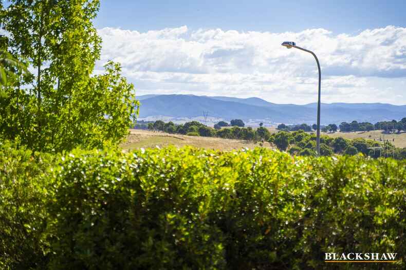 5 Loxton Place Dunlop