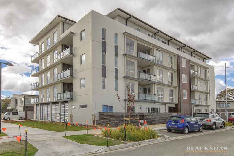 82/1 Limburg Way Greenway 82/1 Limburg Way Greenway