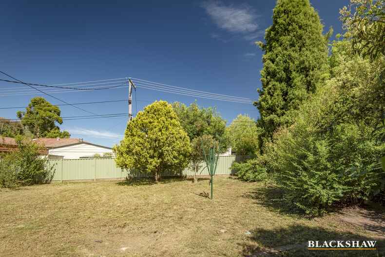 61 Ross Smith Crescent Scullin