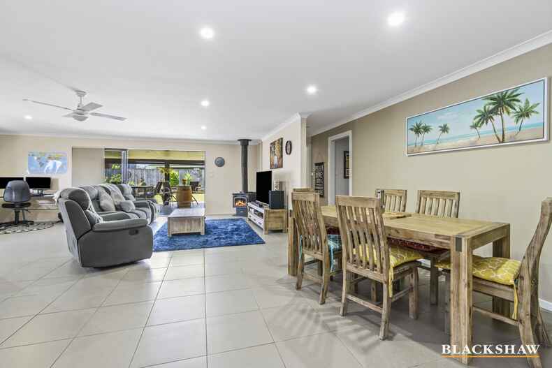 24 Red Hill Parade Tomakin 24 Red Hill Parade Tomakin