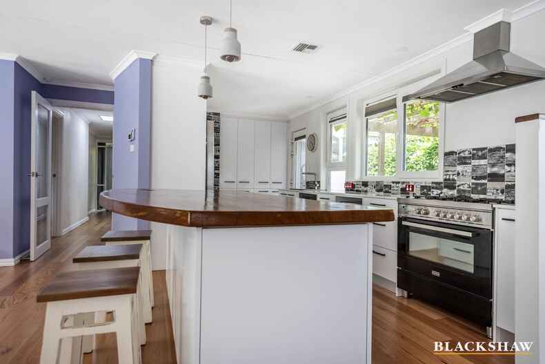 5 Calder Place Holder 5 Calder Place Holder