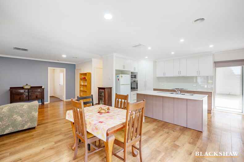 24 Durong Street Crace