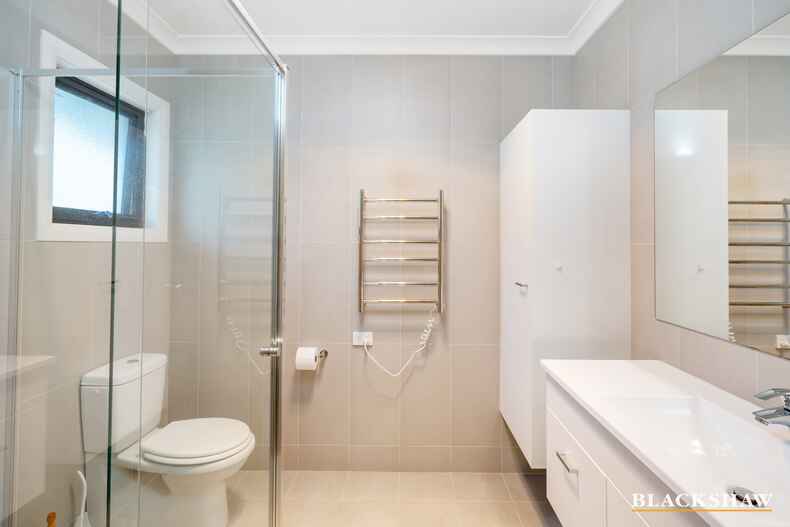 24 Durong Street Crace