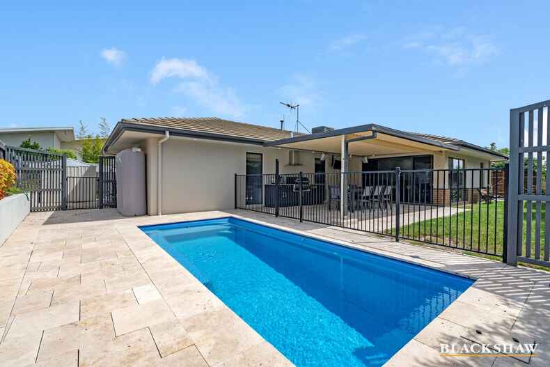 24 Durong Street Crace