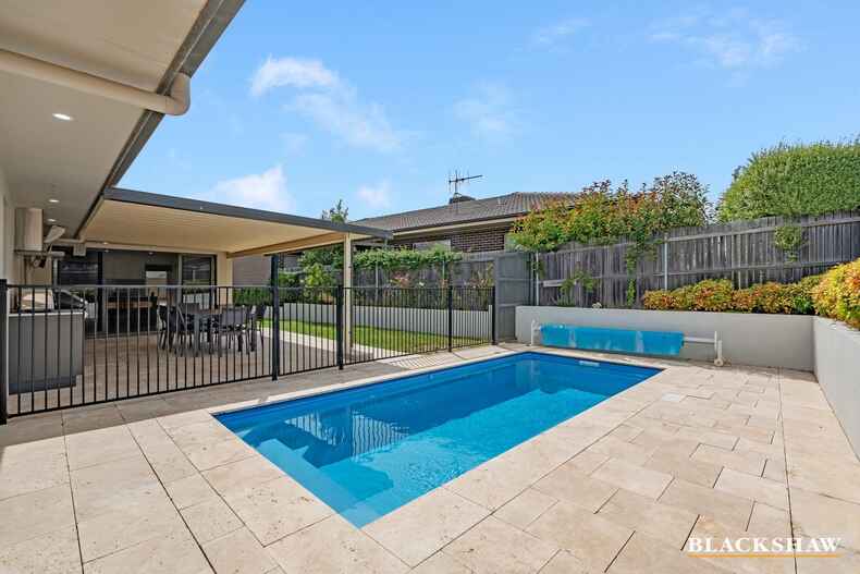 24 Durong Street Crace