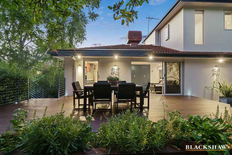 51 Curlewis Crescent Garran 51 Curlewis Crescent Garran