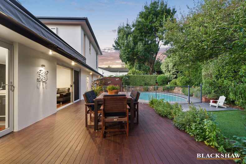 51 Curlewis Crescent Garran 51 Curlewis Crescent Garran