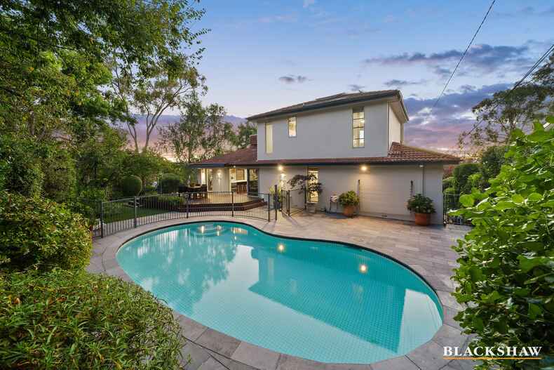 51 Curlewis Crescent Garran 51 Curlewis Crescent Garran