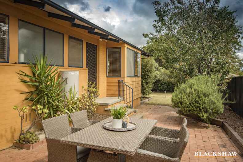 8 Bunker Place Charnwood 8 Bunker Place Charnwood