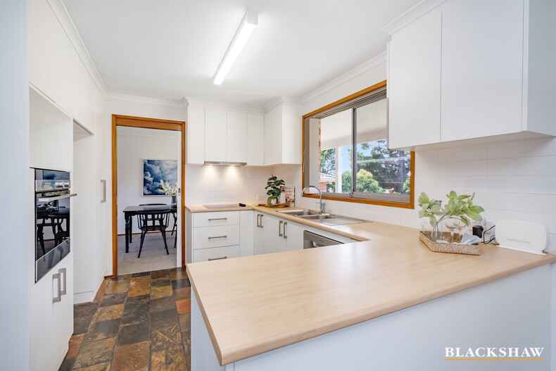 119 Ratcliffe Crescent Florey