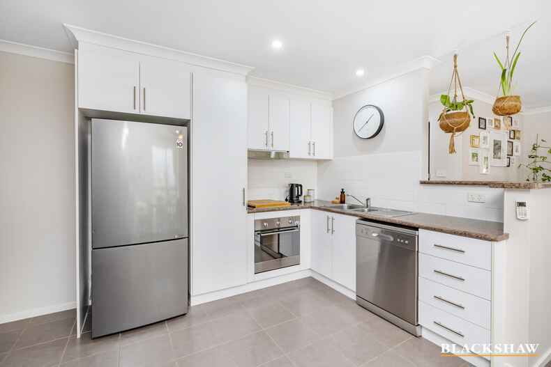 6 John James Loop Macgregor