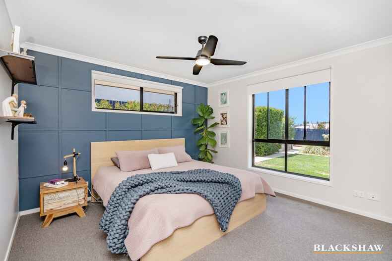 6 John James Loop Macgregor