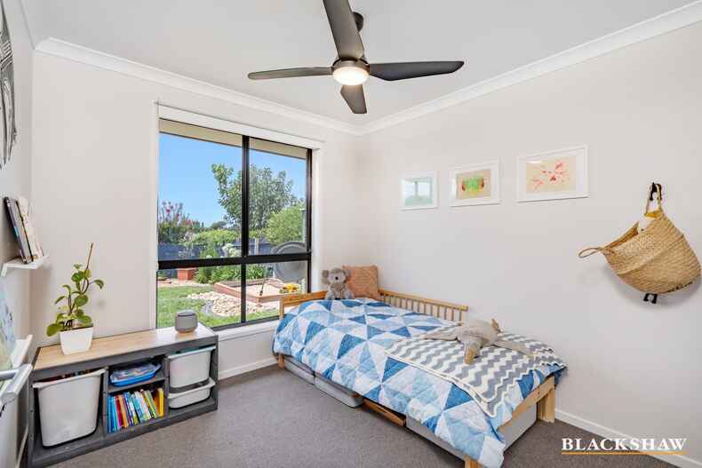 6 John James Loop Macgregor