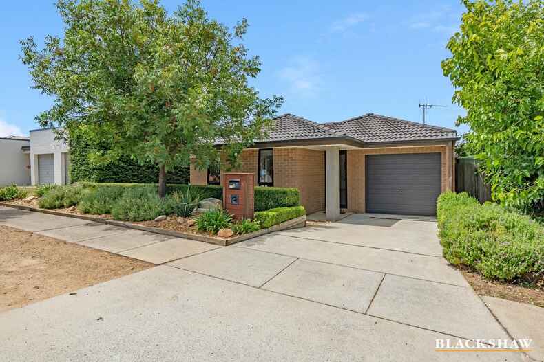 6 John James Loop Macgregor