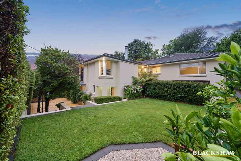 89 Strickland Crescent Deakin 89 Strickland Crescent Deakin