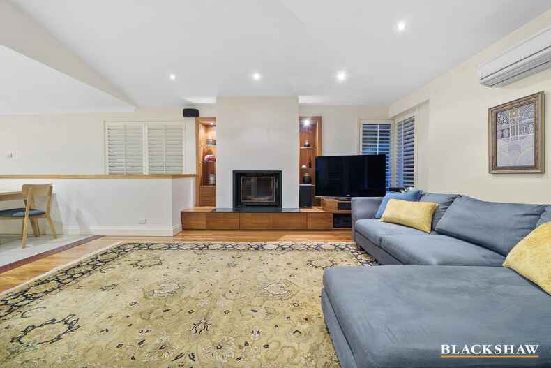 89 Strickland Crescent Deakin 89 Strickland Crescent Deakin
