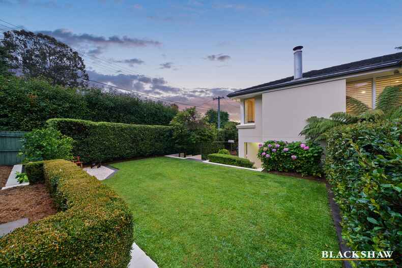 89 Strickland Crescent Deakin 89 Strickland Crescent Deakin