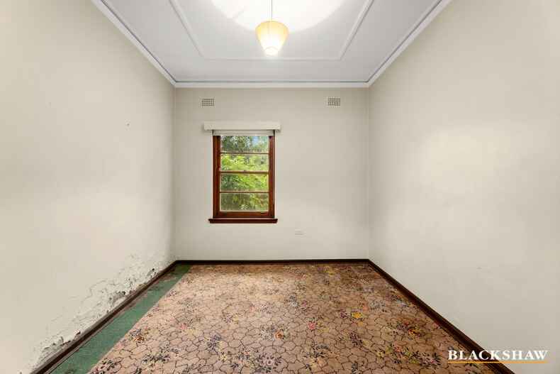 38 Lockyer Street Griffith 38 Lockyer Street Griffith