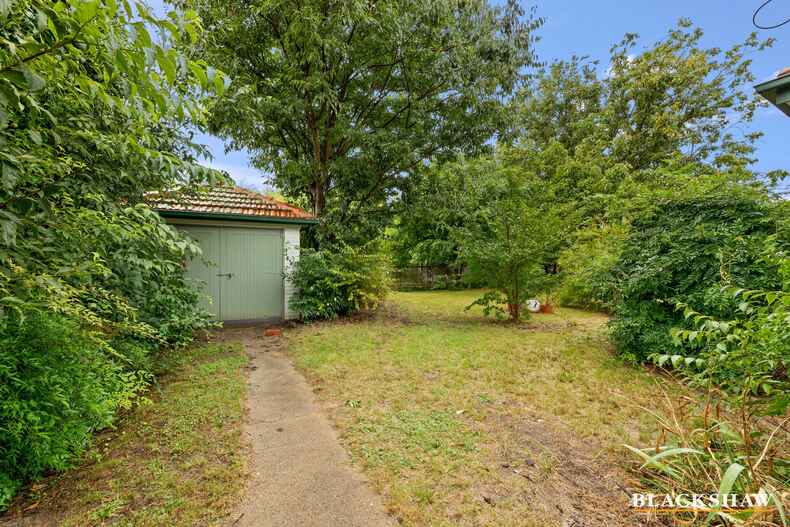 38 Lockyer Street Griffith 38 Lockyer Street Griffith