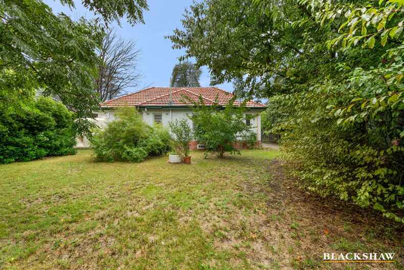 38 Lockyer Street Griffith 38 Lockyer Street Griffith