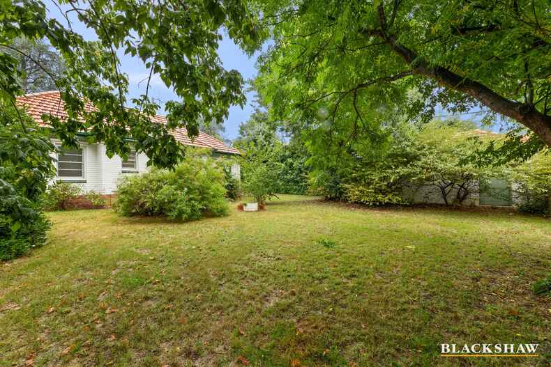 38 Lockyer Street Griffith 38 Lockyer Street Griffith