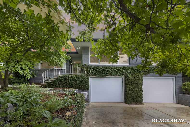 47 Stonehaven Crescent Deakin 47 Stonehaven Crescent Deakin