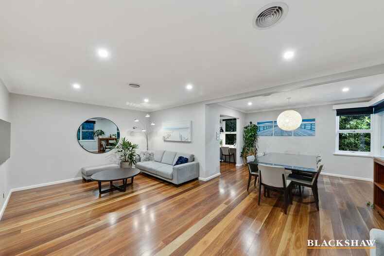 47 Stonehaven Crescent Deakin 47 Stonehaven Crescent Deakin