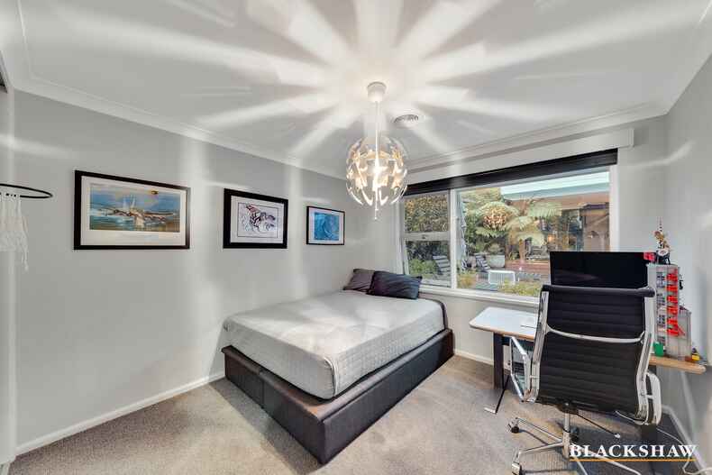 47 Stonehaven Crescent Deakin 47 Stonehaven Crescent Deakin