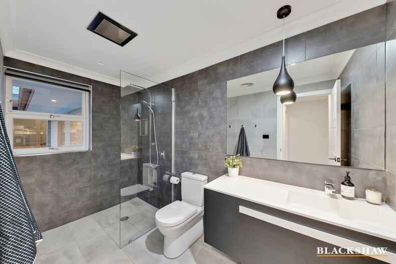 47 Stonehaven Crescent Deakin 47 Stonehaven Crescent Deakin