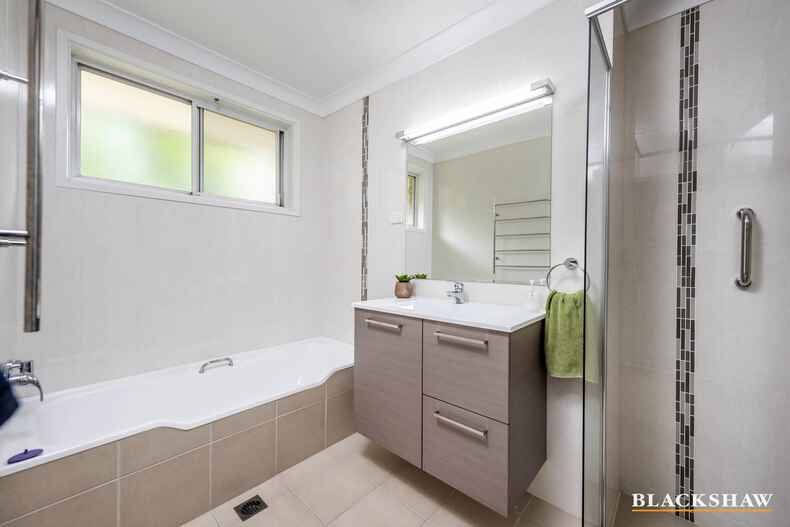 13 Ligar Place Holder 13 Ligar Place Holder