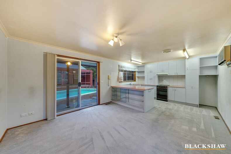 60 Novar Street Yarralumla 60 Novar Street Yarralumla