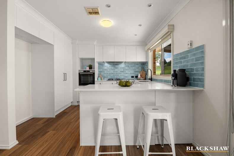 4/3 Derrington Crescent Bonython 4/3 Derrington Crescent Bonython