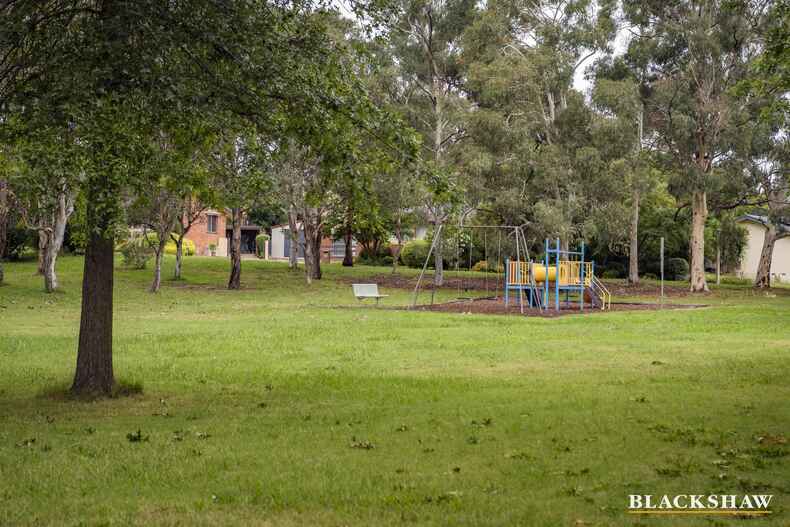 9 De Graaff Place Holder