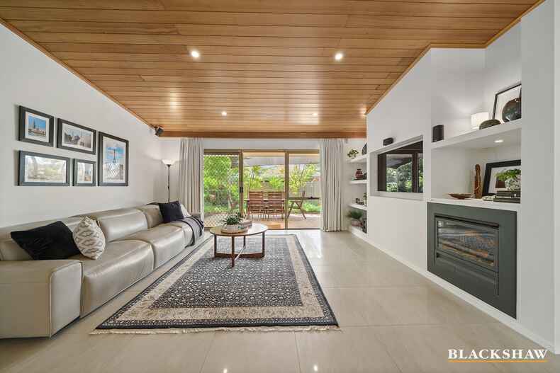 37 Twelvetrees Crescent Florey