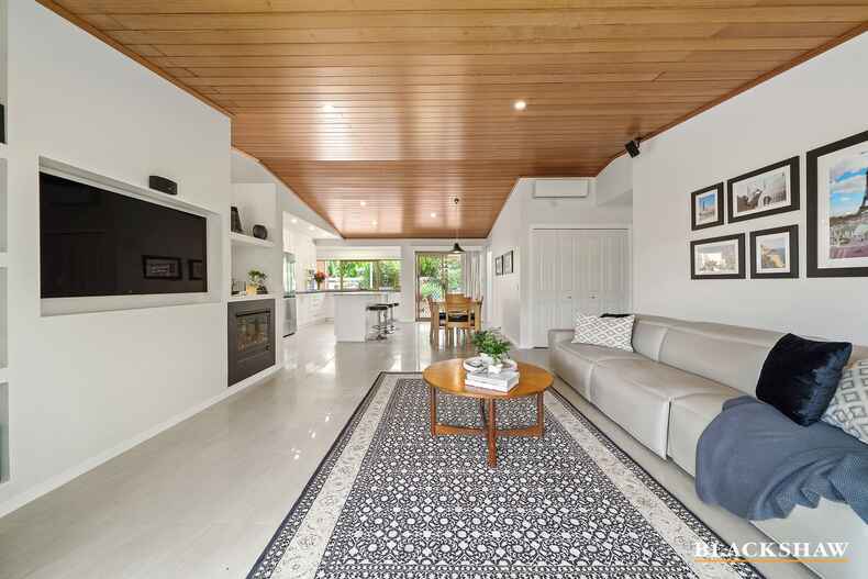 37 Twelvetrees Crescent Florey