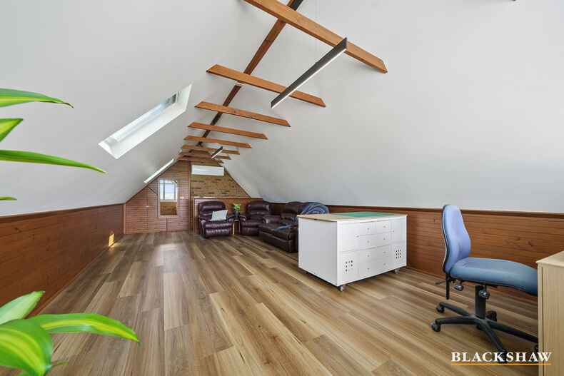 37 Twelvetrees Crescent Florey