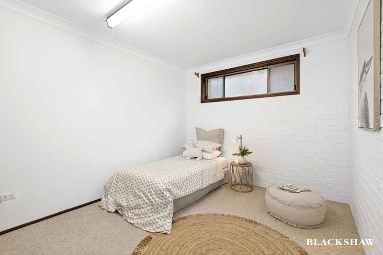 9 Hilltop Crescent Surf Beach 9 Hilltop Crescent Surf Beach