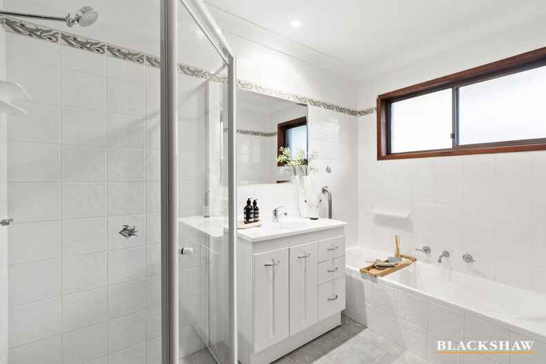 9 Hilltop Crescent Surf Beach 9 Hilltop Crescent Surf Beach