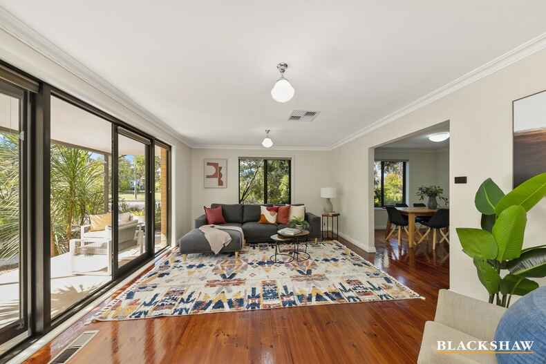 2 Messenger Street Holt 2 Messenger Street Holt