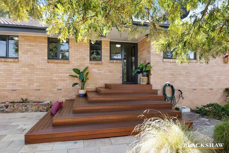 2 Messenger Street Holt 2 Messenger Street Holt