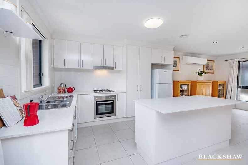 2/25 Lind Close Fraser 2/25 Lind Close Fraser