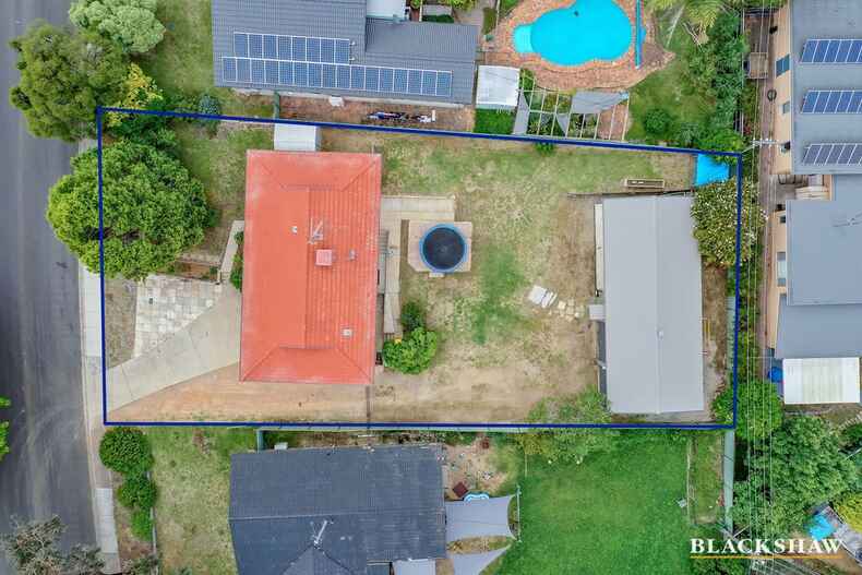 47 Daley Crescent Fraser 47 Daley Crescent Fraser