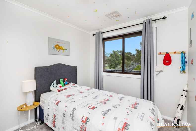 8 Fawsitt Place Florey