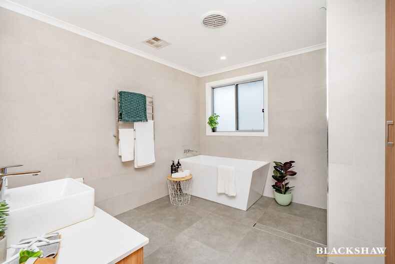 8 Fawsitt Place Florey