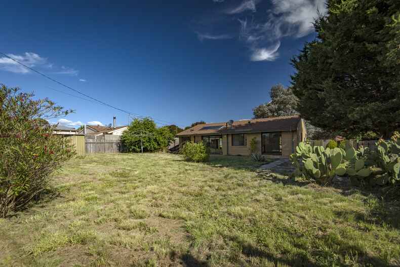 48 Alice Jackson Crescent Gilmore 48 Alice Jackson Crescent Gilmore