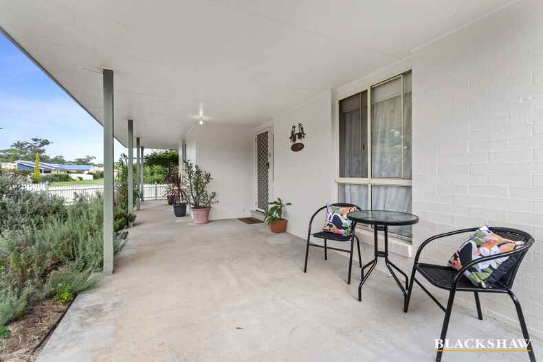 6 Boulder Place Broulee 6 Boulder Place Broulee