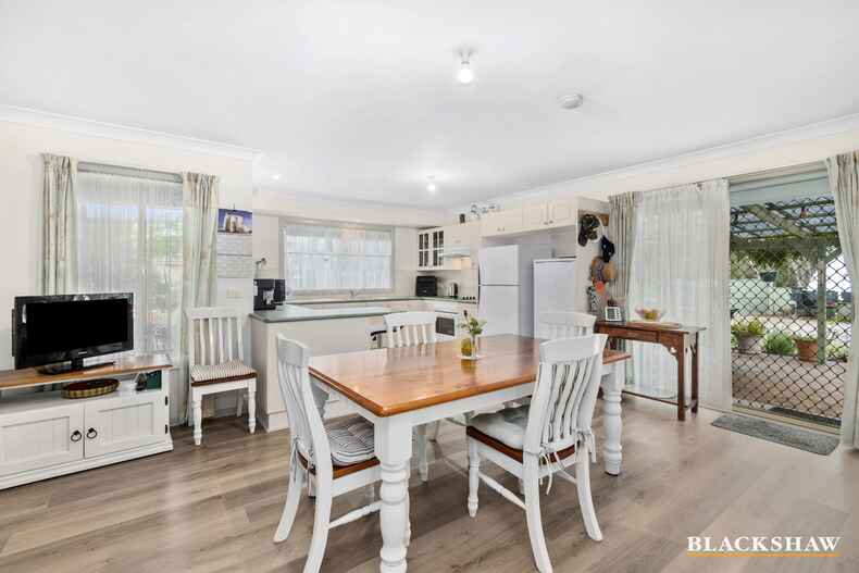 6 Boulder Place Broulee 6 Boulder Place Broulee