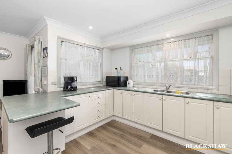 6 Boulder Place Broulee 6 Boulder Place Broulee